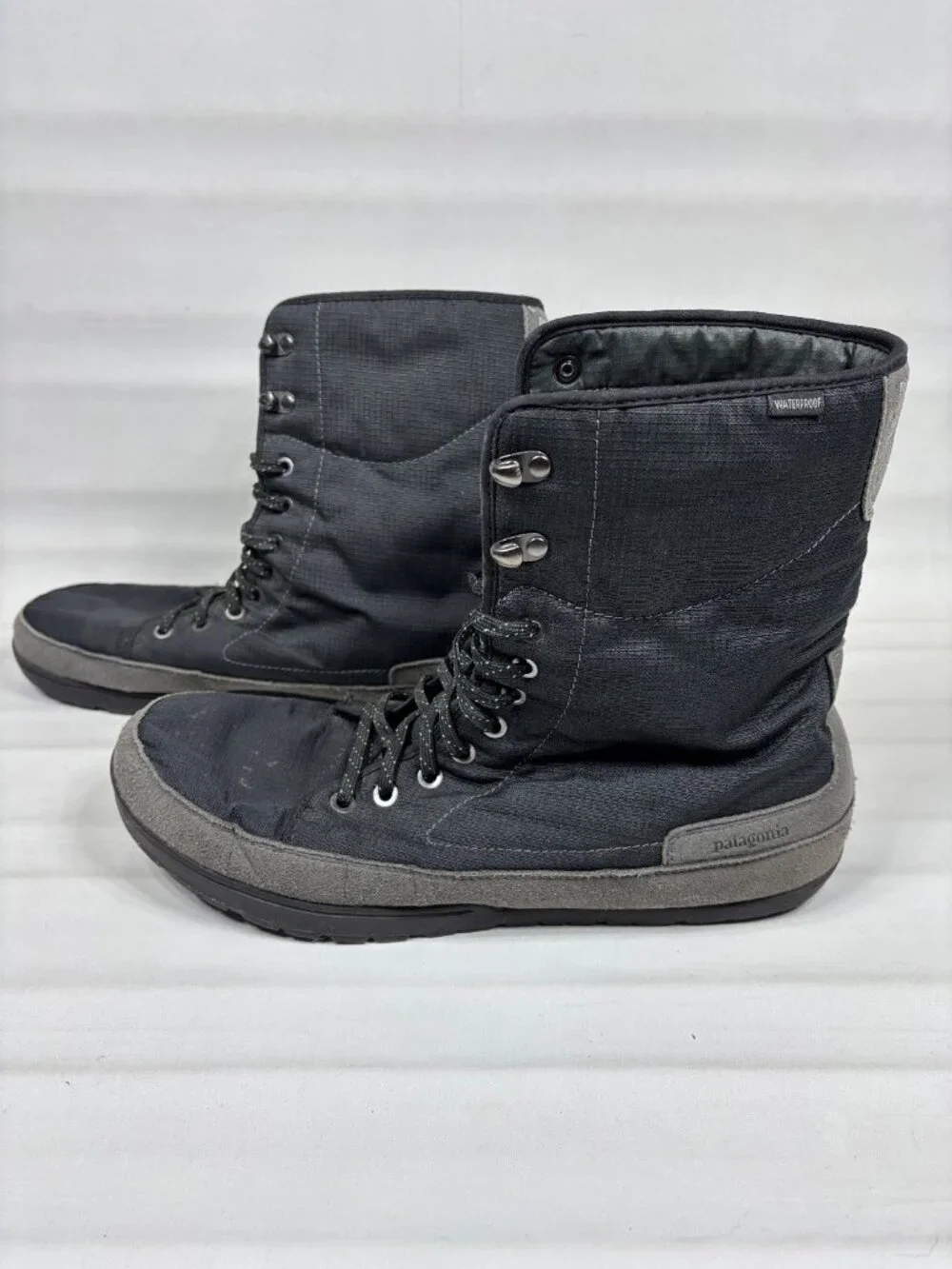 Patagonia Activist Puff High Waterproof Winter Boots Black Smoked Green Mens 13